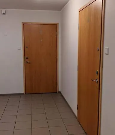 Bright Studio In Quiet Area Apartment *