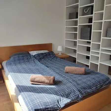 Apartment Bright Studio In Quiet Area